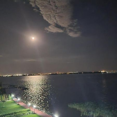 Deluxe Lake View Mamaia Exteriér fotografie