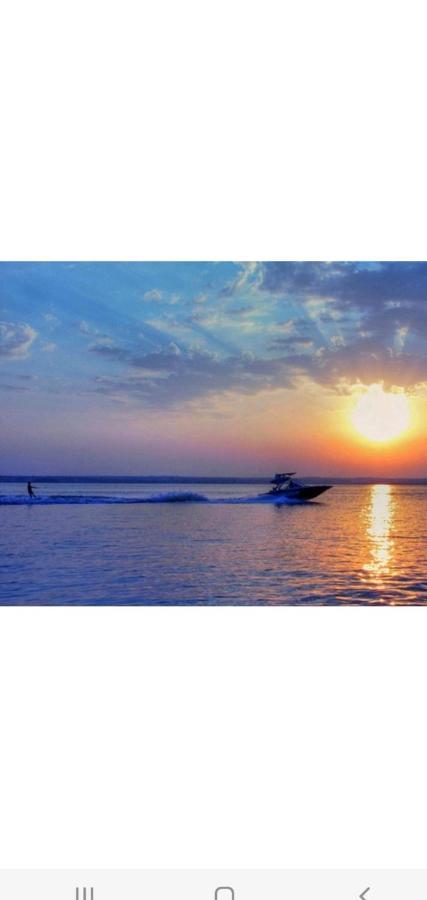Deluxe Lake View Mamaia Exteriér fotografie