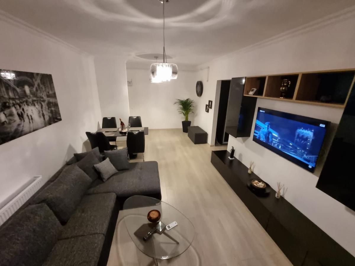 Deluxe Lake View Mamaia Exteriér fotografie